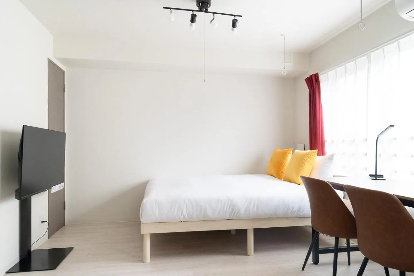 Апартаменты Wellsquareism Ikebukuro West Токио Япония