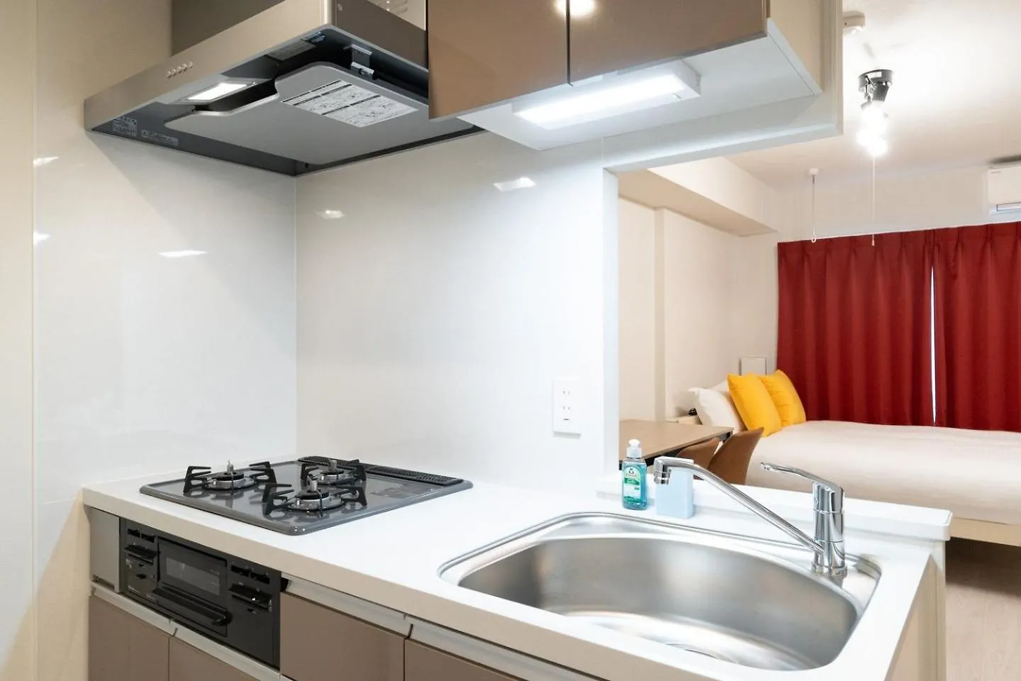 Апартаменты Wellsquareism Ikebukuro West Токио