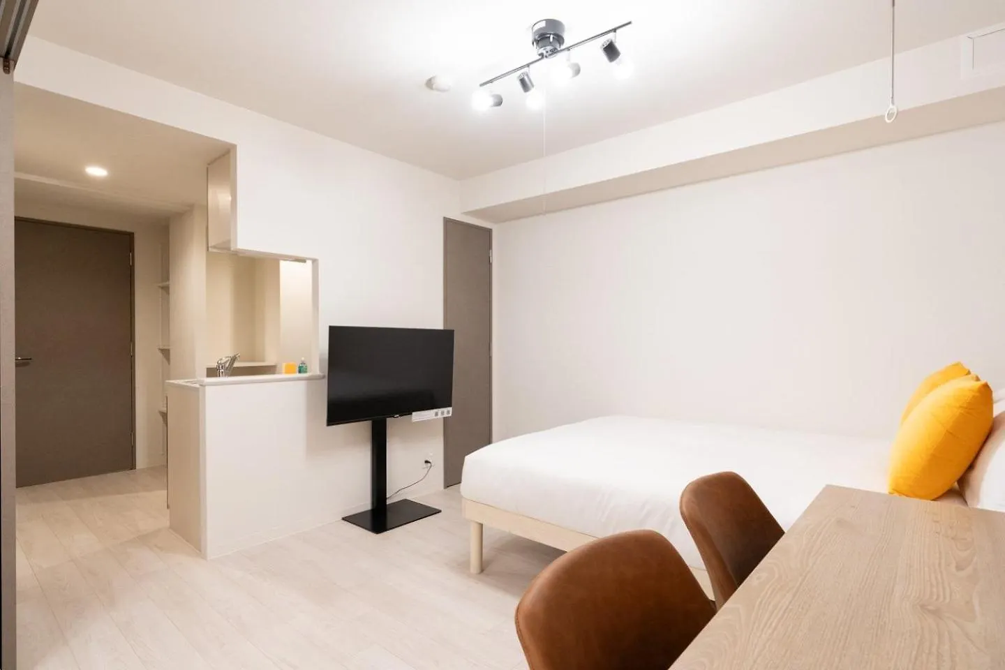 Апартаменты Wellsquareism Ikebukuro West Токио