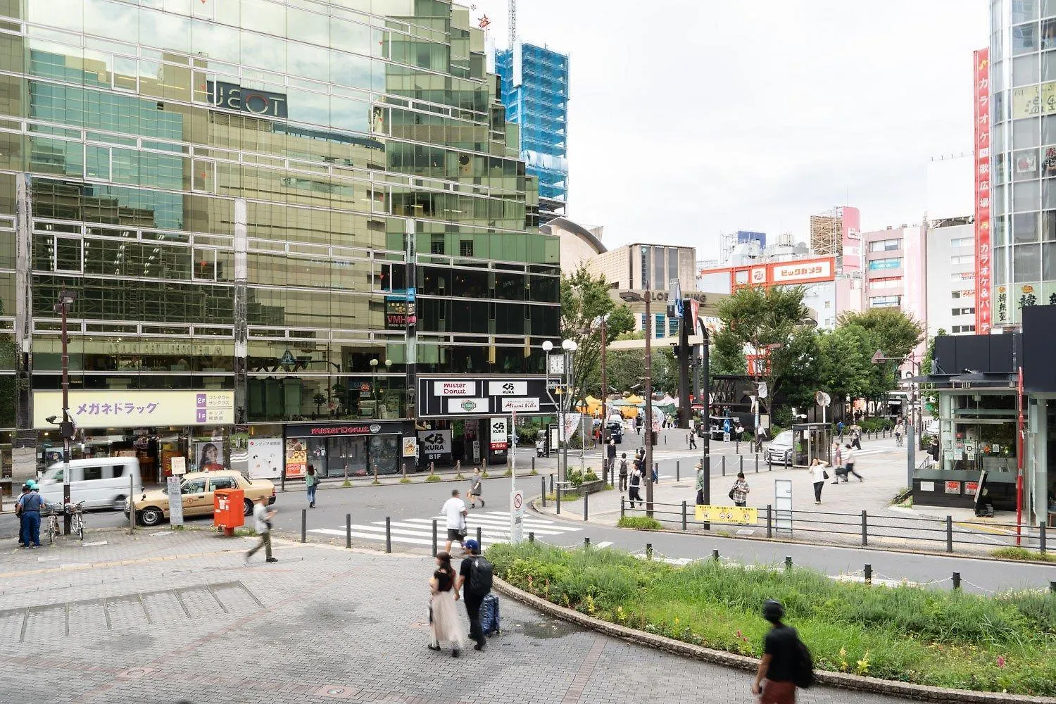 Апартаменты Wellsquareism Ikebukuro West Токио